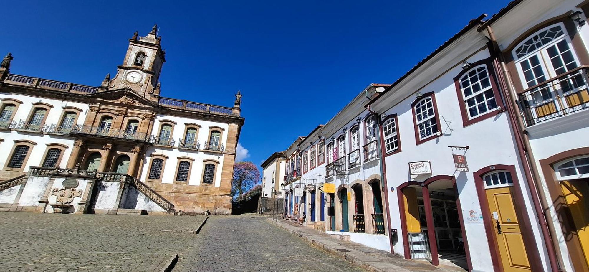 La Musica Hostel Ouropreto أورو بريتو المظهر الخارجي الصورة